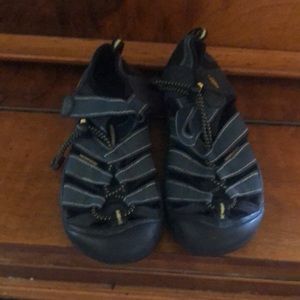 Keen, water hiking shoes
